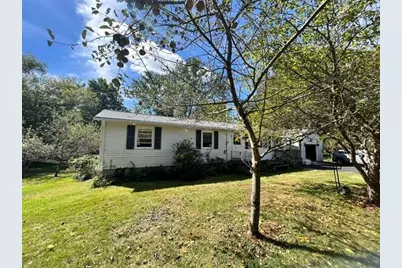 15 Harriman Road, Plaistow, NH 03865 - Photo 2