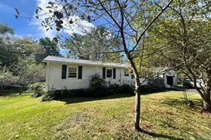 15 Harriman Rd, Plaistow, NH 03865 - Photo 2