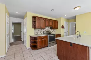 3 Stackpole Rd, Somersworth, NH 03878 - Photo 8