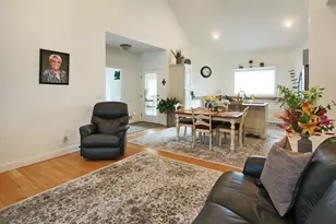 186 Kinsley St, Nashua, NH 03060 - Photo 12