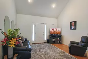 186 Kinsley St, Nashua, NH 03060 - Photo 6