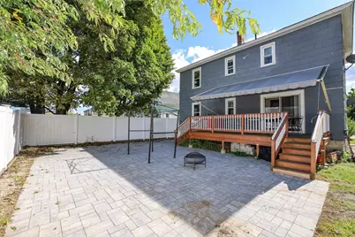 137 Frederick Street, Manchester, NH 03102 - Photo 6