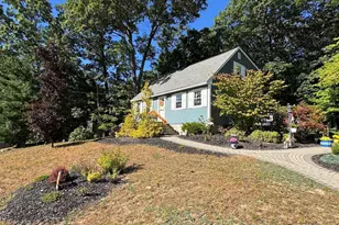 4 Michael Ave, Derry, NH 03038 - Photo 4