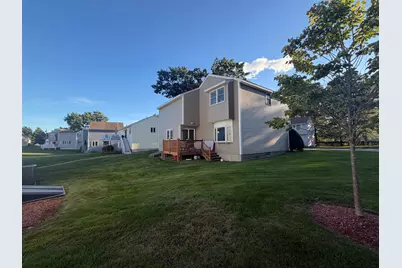 9 Fenwick Street, Nashua, NH 03063 - Photo 4