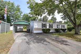 4 Briarwood Dr, Merrimack, NH 03054 - Photo 2