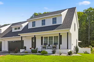 15B Autumn Circle, Plaistow, NH 03865 - Photo 4