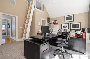 19 Arrowhead Dr, Bedford, NH 03110 - Photo 28