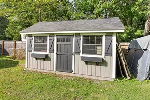 111 Kennedy Dr, Keene, NH 03431 - Photo 32