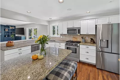 73 Bower Street, South Burlington, VT 05403 - Photo 4