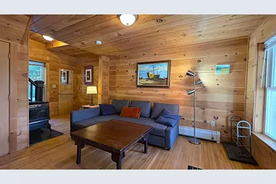 31 Hill Street, Troy, VT 05859 - Photo 6