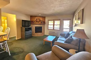 164 Deer Park Dr, Woodstock, NH 03262 - Photo 2