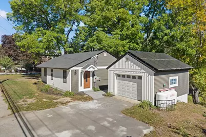 755 Mammoth Road, Manchester, NH 03104 - Photo 2