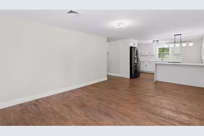 755 Mammoth Road, Manchester, NH 03104 - Photo 16
