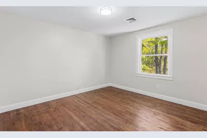 755 Mammoth Road, Manchester, NH 03104 - Photo 34