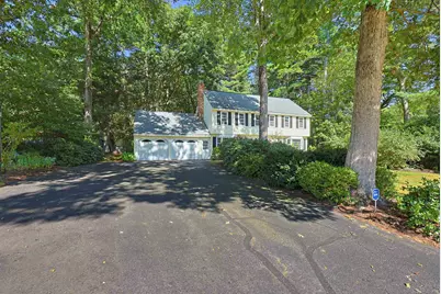 8 Birdie Lane, Hudson, NH 03051 - Photo 2