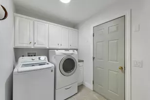 63 Sagewood Cir, Hooksett, NH 03106 - Photo 4