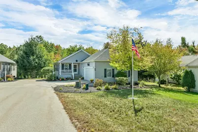63 Sagewood Circle, Hooksett, NH 03106 - Photo 2