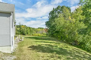 63 Sagewood Cir, Hooksett, NH 03106 - Photo 22