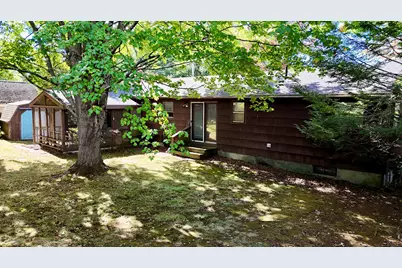 6 Alexander Drive, Manchester, NH 03109 - Photo 2