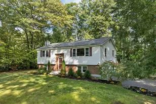 9 Epping Woods Rd, Epping, NH 03042 - Photo 1