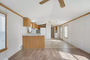 42 Columbia Dr, Newmarket, NH 03857 - Photo 16