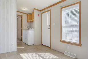 42 Columbia Dr, Newmarket, NH 03857 - Photo 18