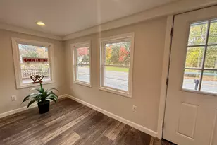 158 E Main St, Hampstead, NH 03826 - Photo 6
