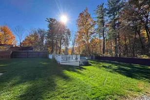 158 E Main St, Hampstead, NH 03826 - Photo 2