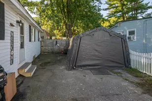 29 Shore Dr, Goffstown, NH 03045 - Photo 10