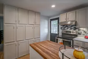 29 Shore Dr, Goffstown, NH 03045 - Photo 18