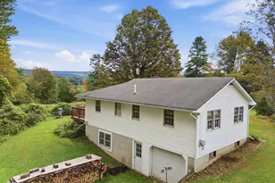 289 Putnam Rd, Springfield, VT 05156 - Photo 12