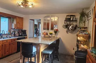 44 Hale St, Newport, NH 03773 - Photo 2