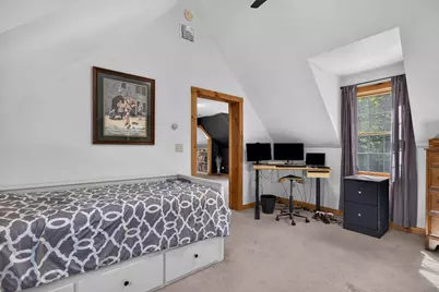 379 E Washington Road, Hillsboro, NH 03244 - Photo 38