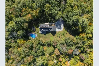 379 E Washington Road, Hillsboro, NH 03244 - Photo 4