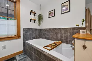 379 E Washington Rd, Hillsboro, NH 03244 - Photo 26