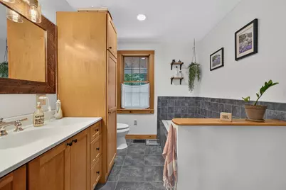 379 E Washington Road, Hillsboro, NH 03244 - Photo 24