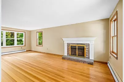 42 Taschereau Boulevard, Nashua, NH 03062 - Photo 14