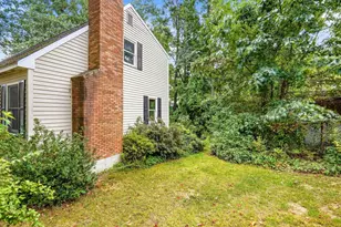 42 Taschereau Blvd, Nashua, NH 03062 - Photo 2