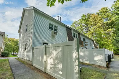 32 Golfview Drive, Manchester, NH 03102 - Photo 4
