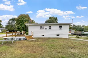 33 Meadow Ln, Greenland, NH 03840 - Photo 6
