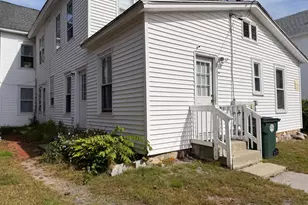 359 Pearl St, Manchester, NH 03104 - Photo 24