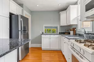131 Jones Ave, Portsmouth, NH 03801 - Photo 18