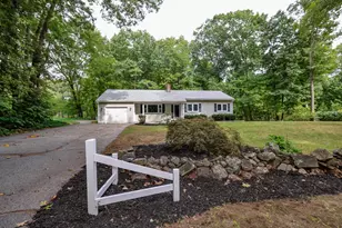 44 Shannon Rd, Salem, NH 03079 - Photo 10