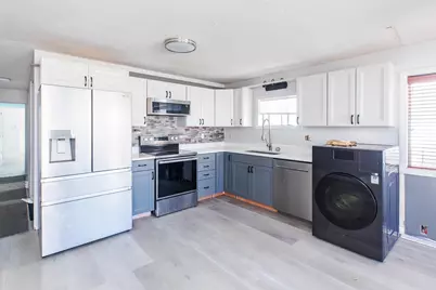 18 Whitten Street #B, Hampton, NH 03842 - Photo 6
