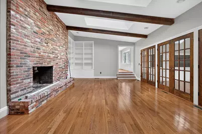 27 W Adelaide Avenue, Nashua, NH 03064 - Photo 12