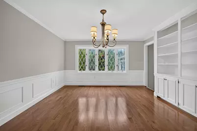 27 W Adelaide Avenue, Nashua, NH 03064 - Photo 14