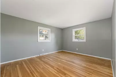 19 Suzanne Drive, Portsmouth, NH 03801 - Photo 32