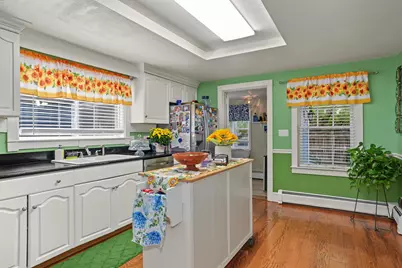 97 King Street, Nashua, NH 03060 - Photo 6