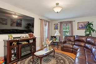 97 King St, Nashua, NH 03060 - Photo 12
