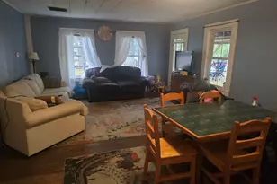 44 Baldwin Ct, Charlestown, NH 03603 - Photo 2